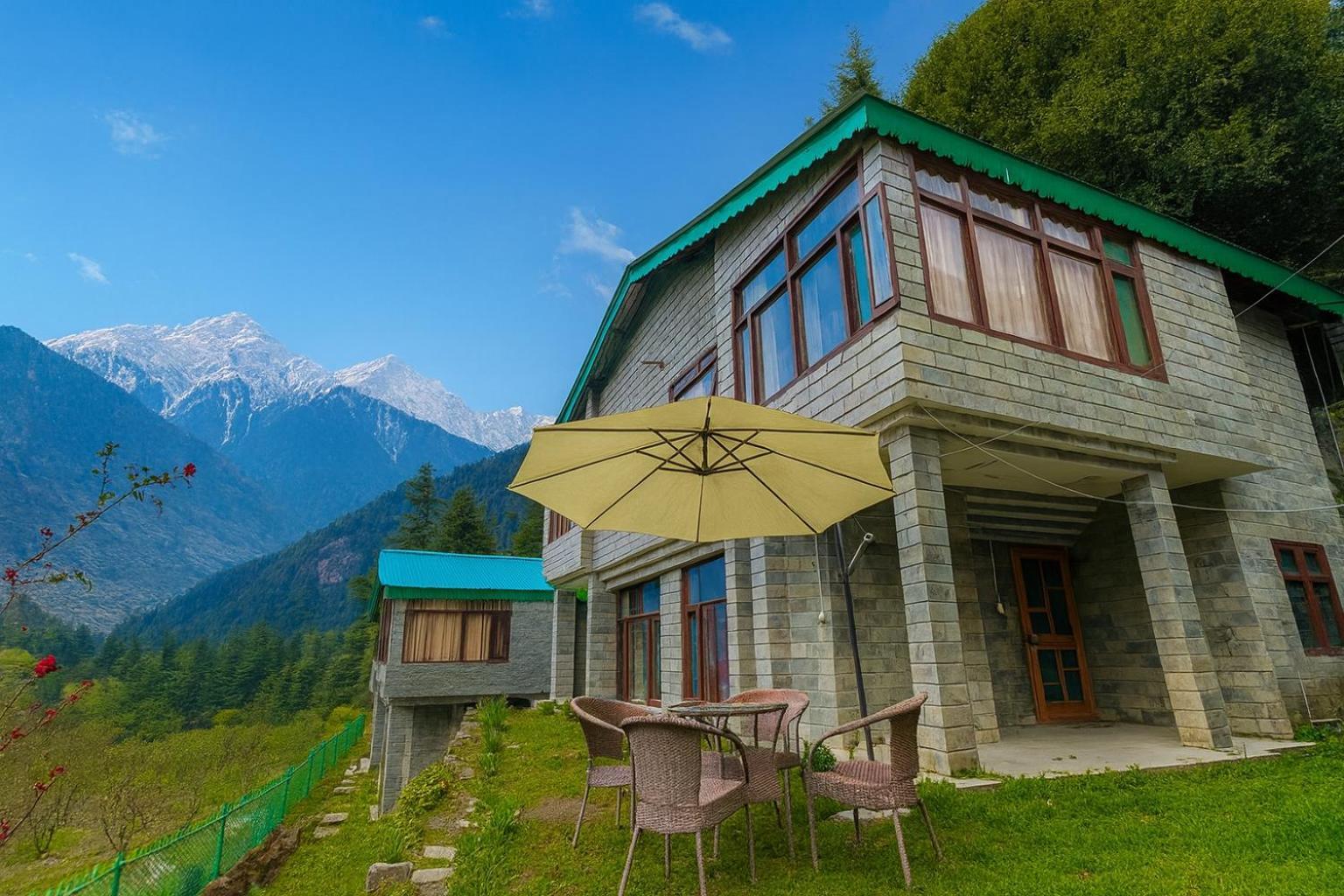 Himalayan Crescent 2 Bedroom Luxury Independent Villas Manali — Photos 3
