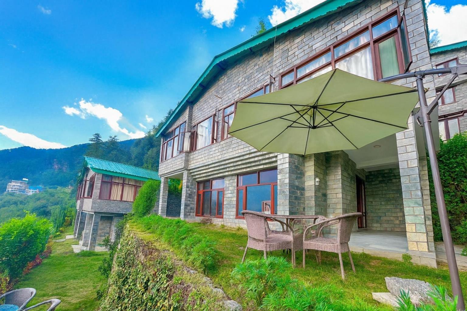 Himalayan Crescent 2 Bedroom Luxury Independent Villas Manali — Photos 1